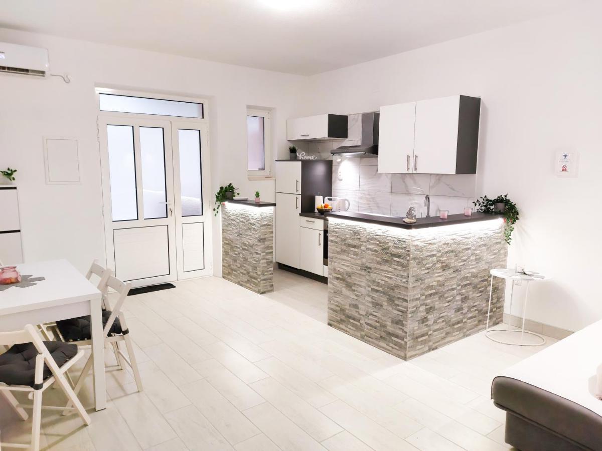 Apartment Bol - Sea, Sand And Happiness Екстер'єр фото